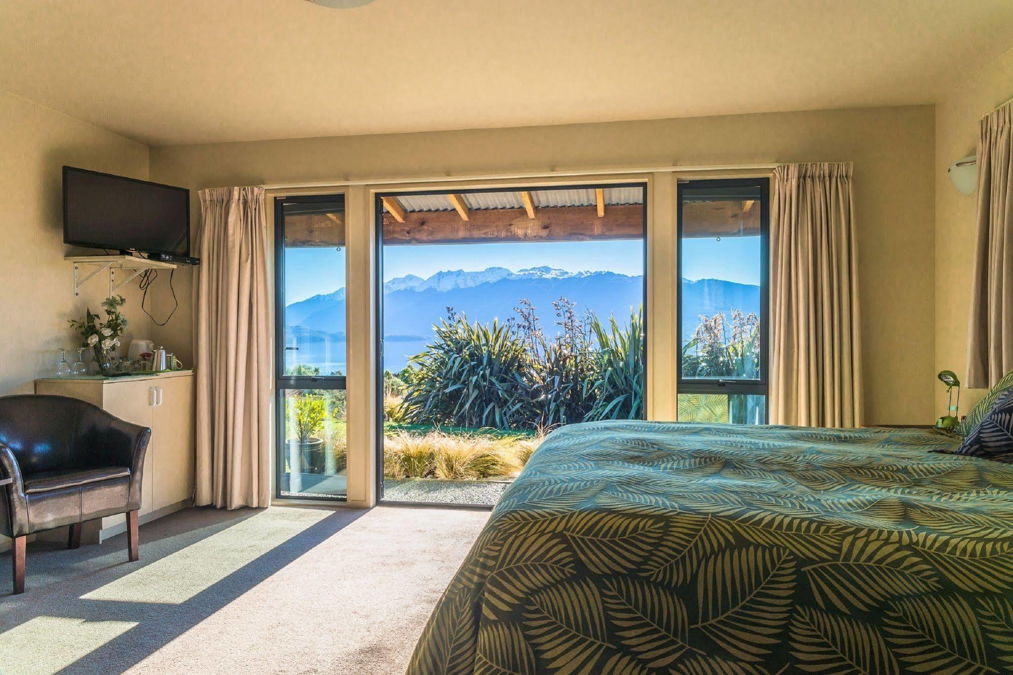 Loch Vista Bed&Breakfast Te Anau Exteriör bild